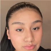 Me defino como una persona con mucha paciencia, con ganas de enseñar. Quiero dar clases a niños de primaria